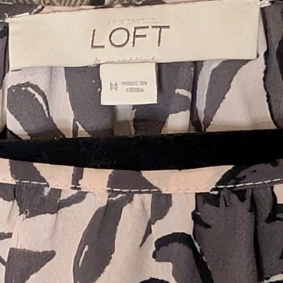 Ann Taylor Loft Pink and Gray Floral Chiffon Blouse - Picture 3 of 6